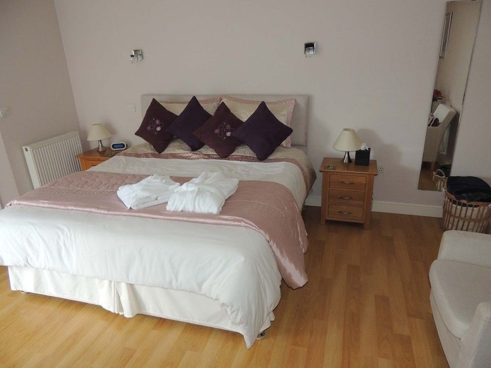 The Manor Coach House 호텔 Hindlip 외부 사진